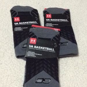 3 / $20 UA unisex Basketball  Socks Large